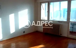 Двустаен апартамент в София, Толстой