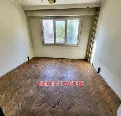 Снимка 3 — Двустаен апартамент в Шумен, Тракия
