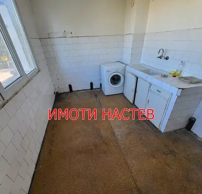 Снимка 5 — Двустаен апартамент в Шумен, Тракия