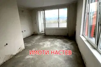 Двустаен апартамент в Шумен, Тракия