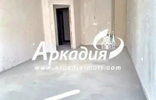 Двустаен апартамент с тераса в нова сграда в Тракия, Пловдив