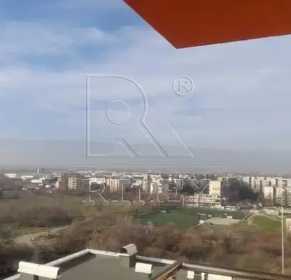 Снимка 4 — Двустаен апартамент с панорамна гледка в Тракия, Пловдив