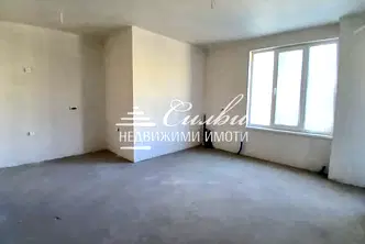 Двустаен апартамент в Шумен, Тракия