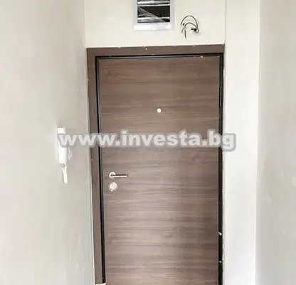 Снимка 5 — Двустаен апартамент в Пловдив, Тракия