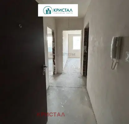 Снимка 3 — Двустаен апартамент в Пловдив, Тракия