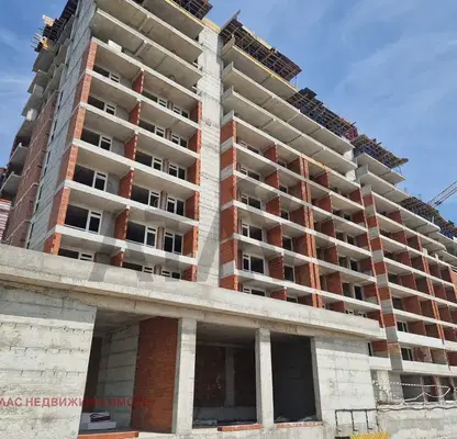 Снимка 3 — Двустаен апартамент с тераса в Тракия, Пловдив