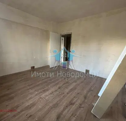 Снимка 2 — Двустаен апартамент в Шумен, Тракия