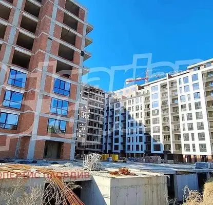 Снимка 3 — Двустаен апартамент в Пловдив, Тракия