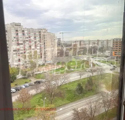 Снимка 2 — Двустаен апартамент в Пловдив, Тракия
