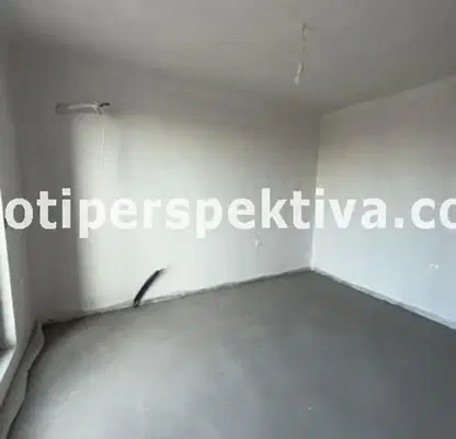 Снимка 4 — Двустаен апартамент в Пловдив, Тракия