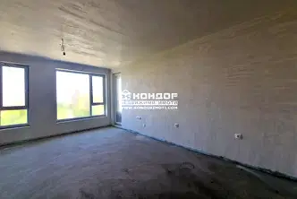 Двустаен апартамент в Пловдив, Тракия