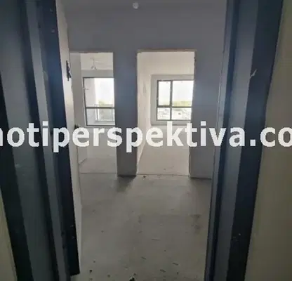 Снимка 5 — Двустаен апартамент в Тракия, Пловдив с тераса