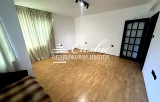 Двустаен апартамент в Търговище, Вароша