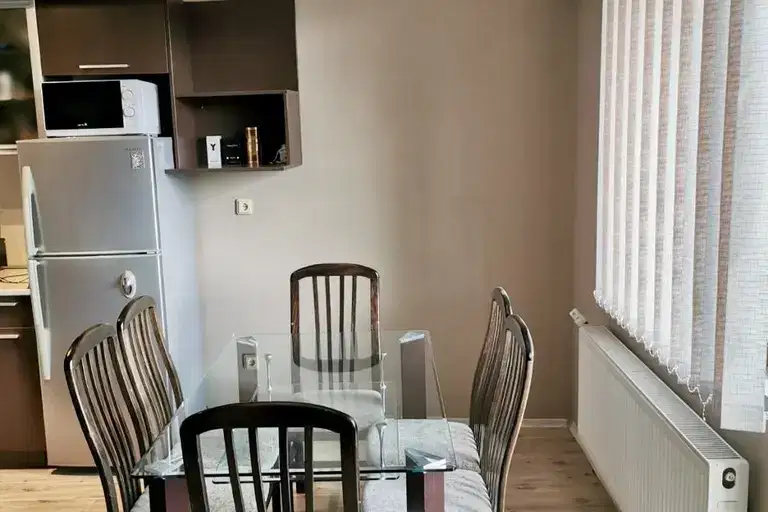 2-bedroom apartment in Tyrgovishte, Varosha