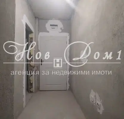 Снимка 4 — Двустаен апартамент с английски двор в Виница, Варна
