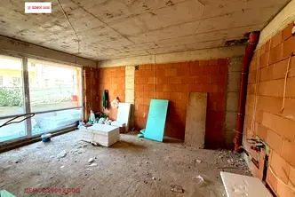 Двустаен апартамент с тераса във Виница, Варна