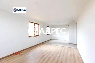 Двустаен апартамент във Варна, Виница