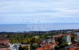 Двустаен апартамент във Варна, Виница