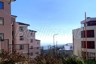 Двустаен апартамент във Варна, Виница