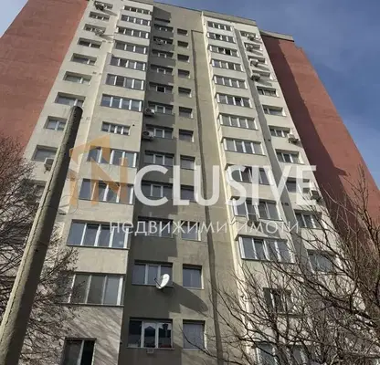 Снимка 2 — Двустаен апартамент във Варна, Владислав Варненчик 1