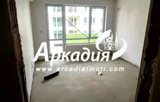 Двустаен апартамент в Пловдив, Въстанически