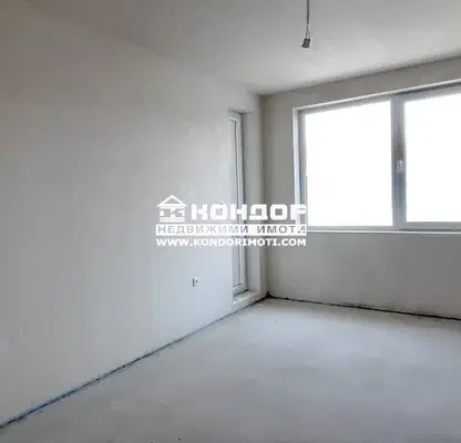 Снимка 3 — Двустаен апартамент в Пловдив, Въстанически