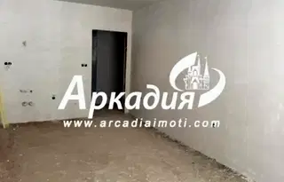 Двустаен апартамент с тераса в нова сграда във Въстанически, Пловдив
