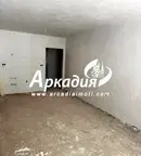 Двустаен апартамент с тераса в нова сграда във Въстанически, Пловдив