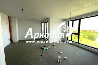 Двустаен апартамент в Пловдив, Въстанически