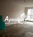 Двустаен апартамент с тераса в нова сграда в Южен, Пловдив