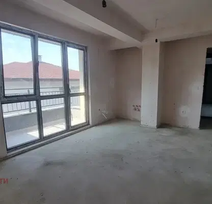 Снимка 4 — Двустаен апартамент във Варна, Възраждане 3