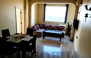 Двустаен апартамент в Русе, Възраждане