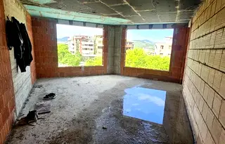 Двустаен апартамент в Кърджали, Възрожденци