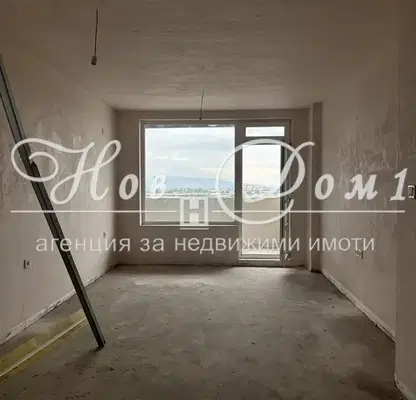 Снимка 3 — Двустаен апартамент в Пловдив, Южен