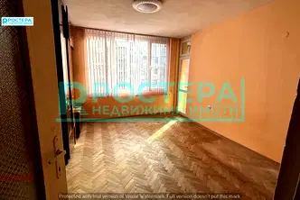 Двустаен апартамент в Търговище, Запад 1