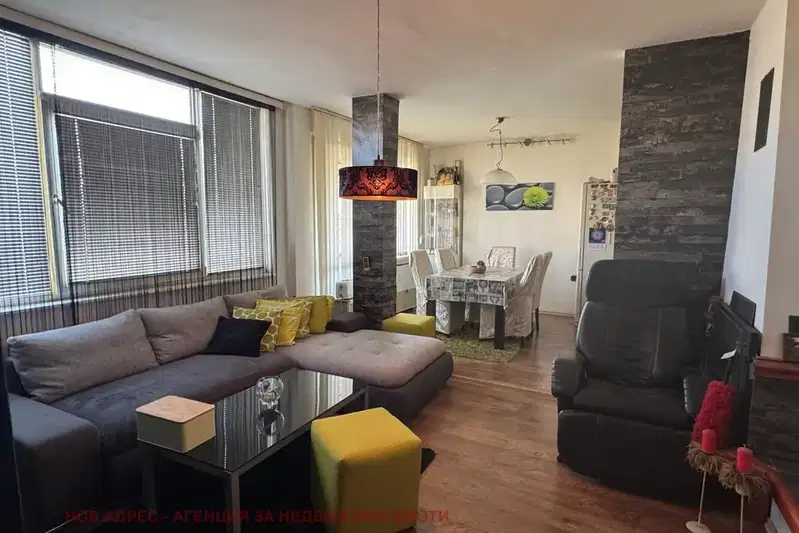 2-bedroom apartment in Tyrgovishte, Zapad 1