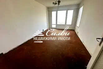 Двустаен апартамент в Търговище, Запад 2