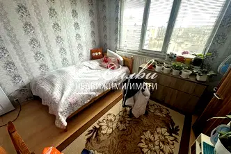Двустаен апартамент в Търговище, Запад 3