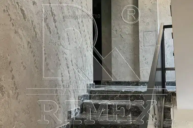 Двустаен апартамент с паркомясто в Западен, Пловдив