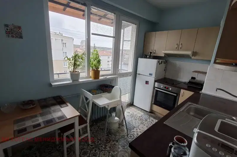 Двустаен апартамент в София, Западен парк