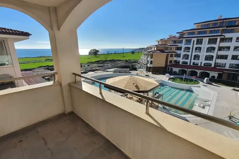 2-bedroom apartment in Burgas, Aheloi