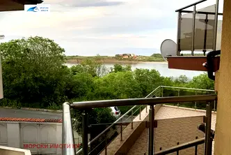 Двустаен апартамент в Бургас, Царево