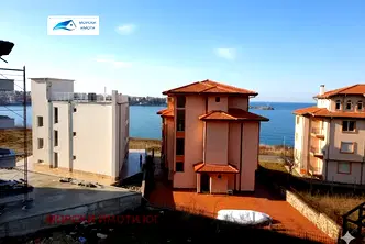 Двустаен апартамент в Бургас, Царево