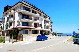 Двустаен апартамент в Бургас, Царево