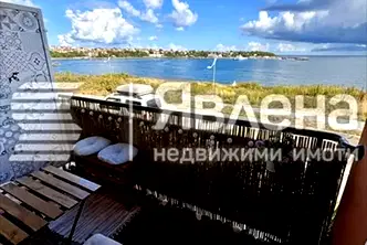 Двустаен апартамент в Бургас, Царево