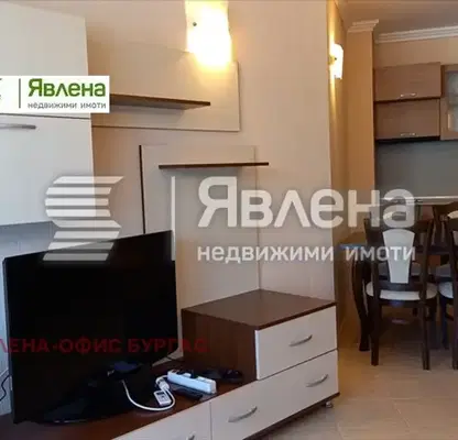 Снимка 3 — Двустаен апартамент с тераса до плаж Нестинарка в Царево