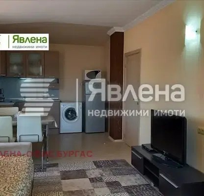 Снимка 4 — Двустаен апартамент в Бургас, Царево
