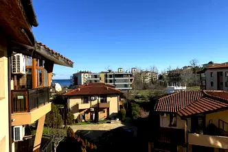 Двустаен апартамент в Бургас, Царево