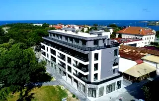 Двустаен апартамент в Бургас, Царево