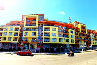 Двустаен апартамент в Бургас, Несебър